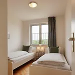 Mowo Marshall 16 - Apartmenthaus - Grosszuegige Fuer Je 4-8 Personen Mit Balkon Appartement Kitzingen