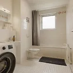 Mowo Marshall 16 - Apartmenthaus - Grosszuegige Fuer Je 4-8 Personen Mit Balkon Kitzingen