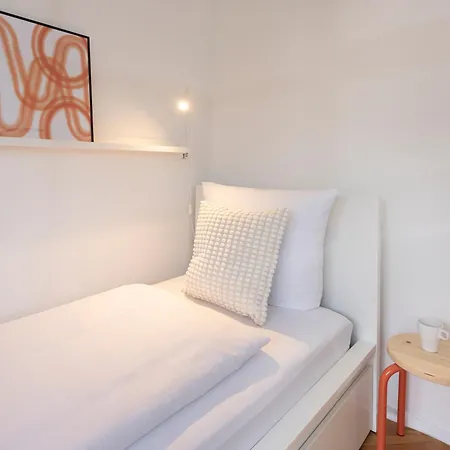 Apartmenthaus - Grosszuegige Fuer Je 4-8 Personen Mit Balkon * Kitzingen